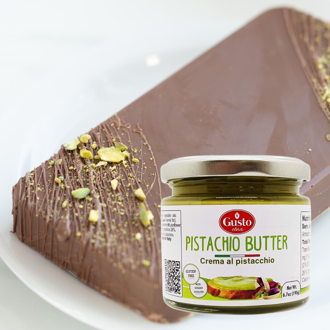 Recipes with pistachio butter: Dubai Knafeh Chocolate Bar with Creamy Gusto Etna Pistachio Butter Cream