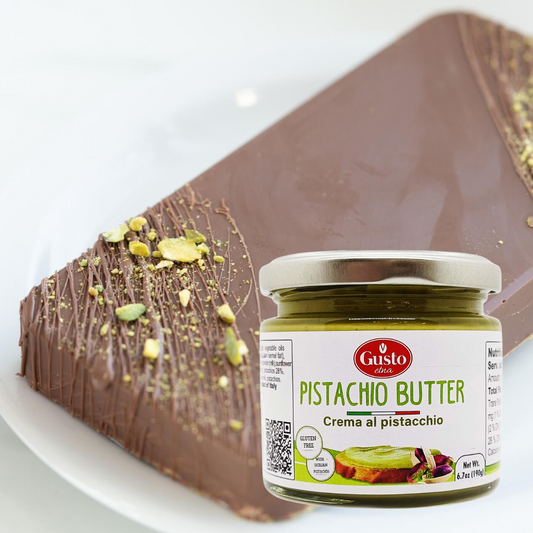 Recipes with pistachio butter: Dubai Knafeh Chocolate Bar with Creamy Gusto Etna Pistachio Butter Cream