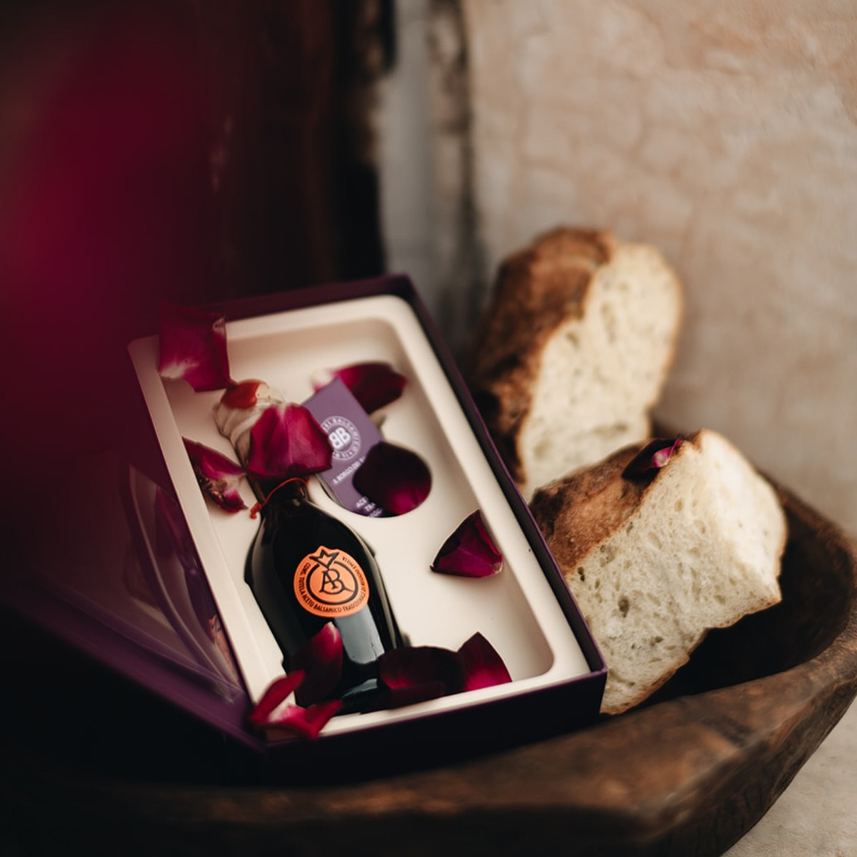 Il Borgo del Balsamico, Traditional Balsamic Vinegar of Reggio Emilia D.O.P. Red Label Aged 12+ Years 100 ml / (3.3 fl oz)