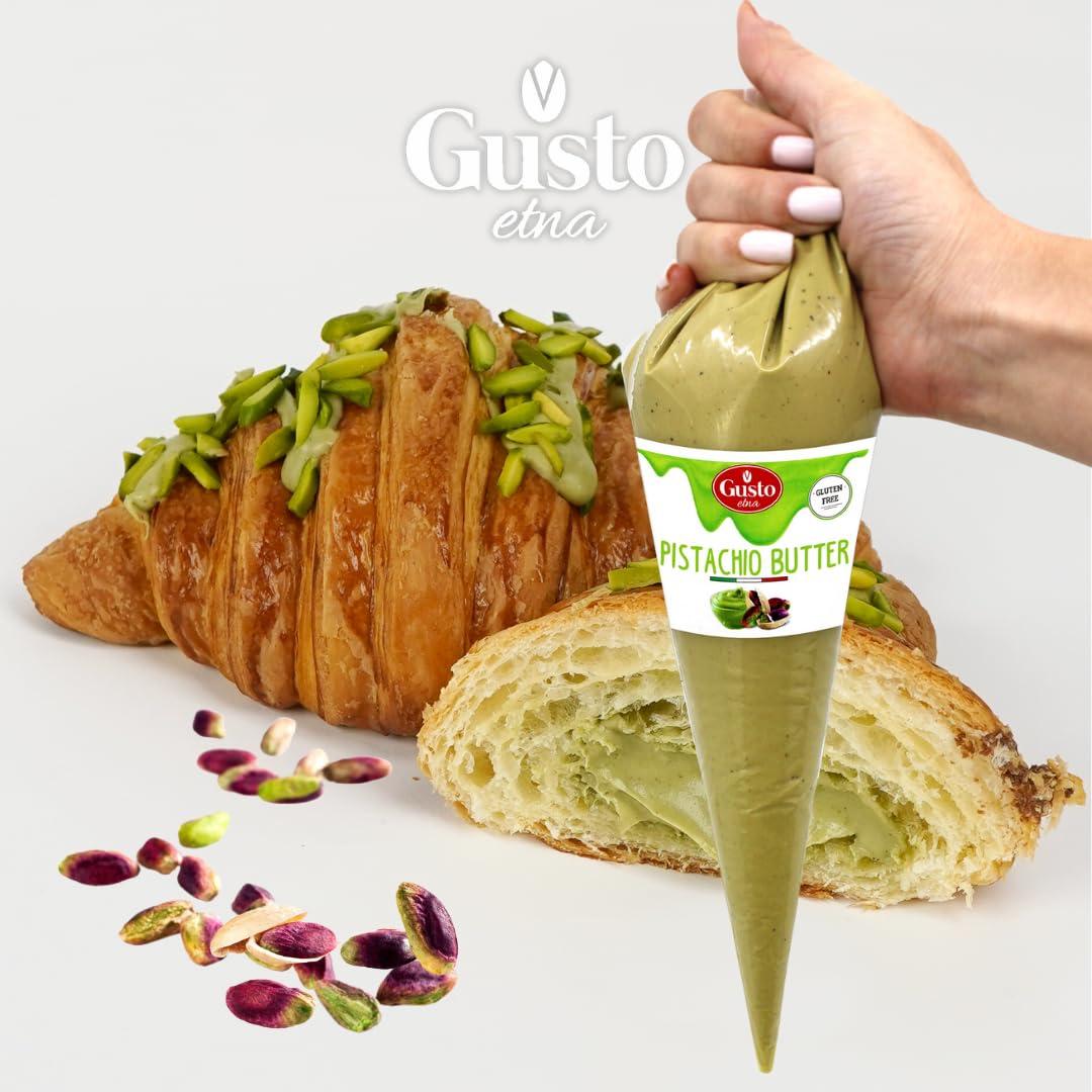 Gusto Etna Pistachio Butter in a piping bag and box, made with creamy pistachios for gourmet desserts.