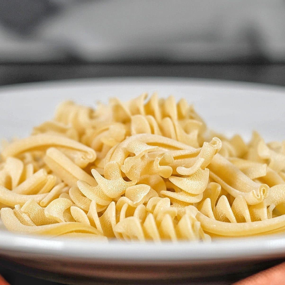 Marulo Fusilloni artisan pasta, 500g, made in Torre Annunziata, Italy. Bronze-die cut pasta made with 100% Italian durum wheat and dried up to 48 hours.