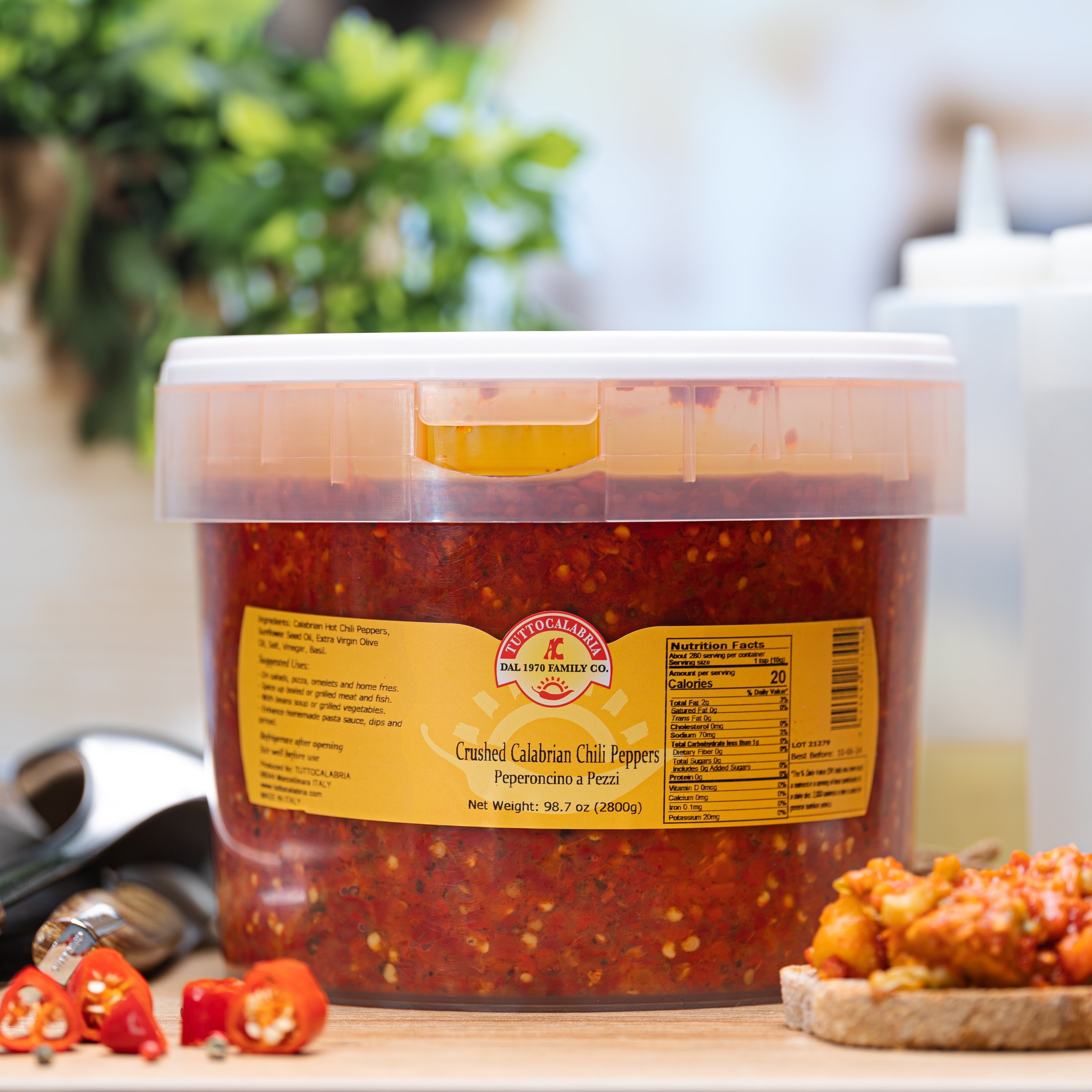 TuttoCalabria Crushed Calabrian Chili Peppers Tub