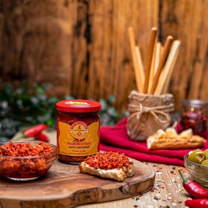TuttoCalabria , Rosa Marina Sauce - little fish with Calabria chili pepper, 6.5oz (185g)