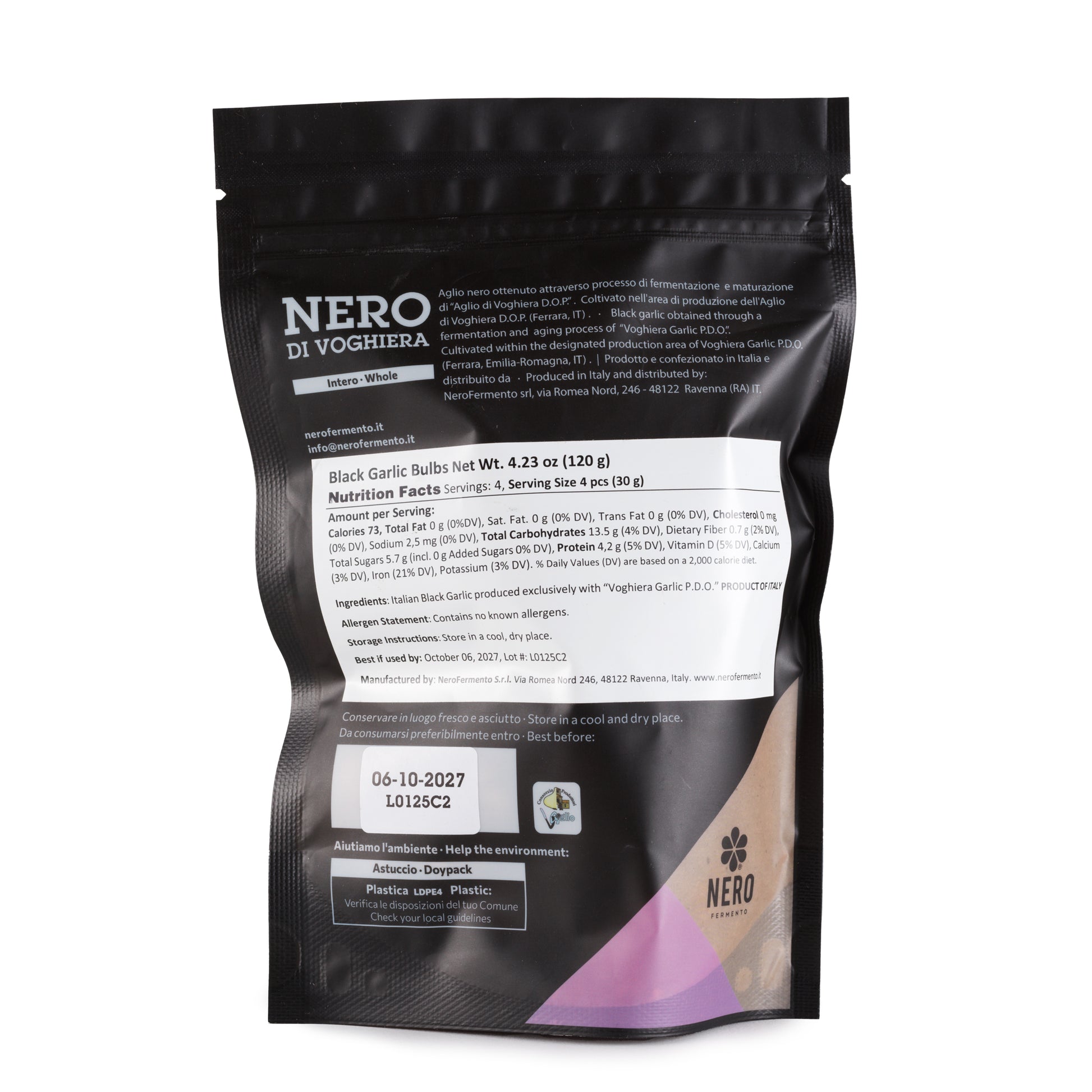 Black garlic package with Nero di Voghera branding on a white background