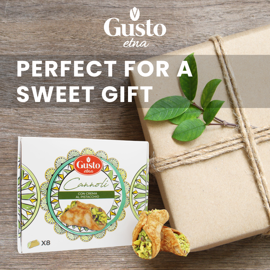 Gusto Etna, Sicilian Cannoli filled with Pistachio Cream, Mini Cannoli in Gift Box