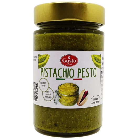 Gusto Etna Pistachio Pesto in a 190g jar, made with Sicilian pistachios for a rich, savory flavor