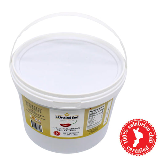 White bucket with L'Oro Del Sud label and a red certification badge on a white background