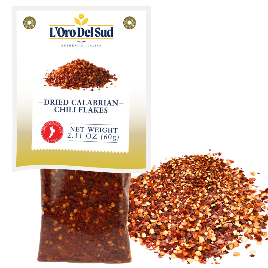L'Oro Del Sud dried Calabrian chili flakes packaging with chili flakes displayed.