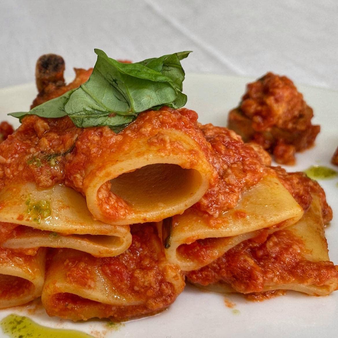 Marulo Paccheri homemade artisan pasta, 500g. Authentic Italian bronze-cut pasta made from 100% durum wheat semolina, hand-packed in a luxury brown box with a clear window showcasing the large tubular pasta shape.