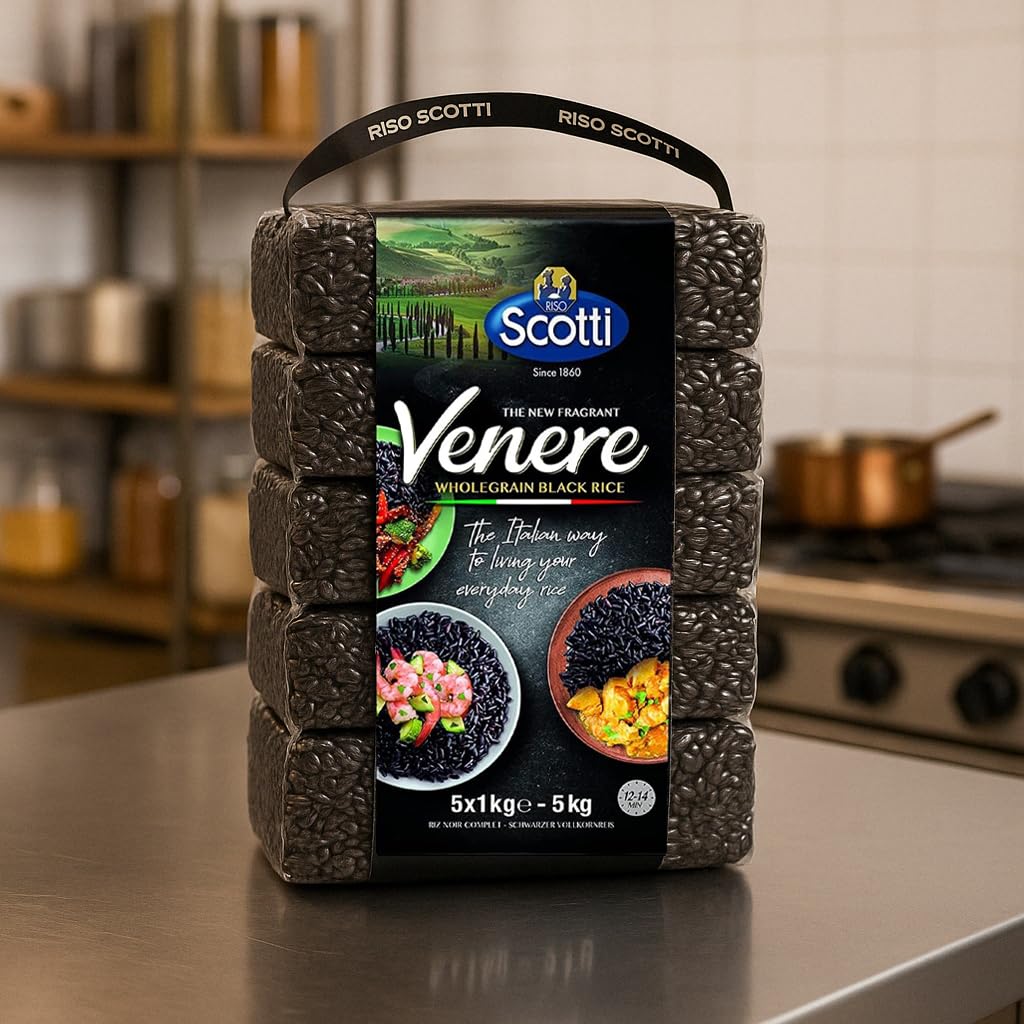 Pack of Riso Scotti Venere whole grain black rice on a kitchen counter