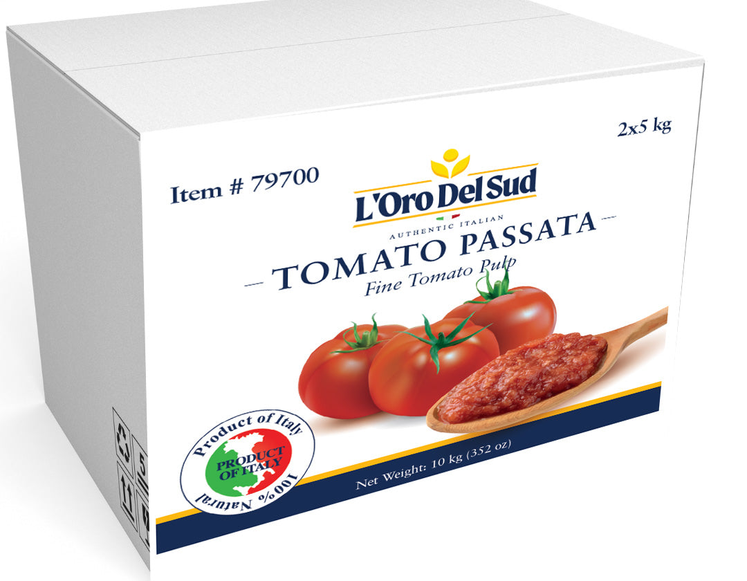 Box of L'Oro Del Sud tomato passata fine tomato pulp, with image of the product and tomatoes on the front.