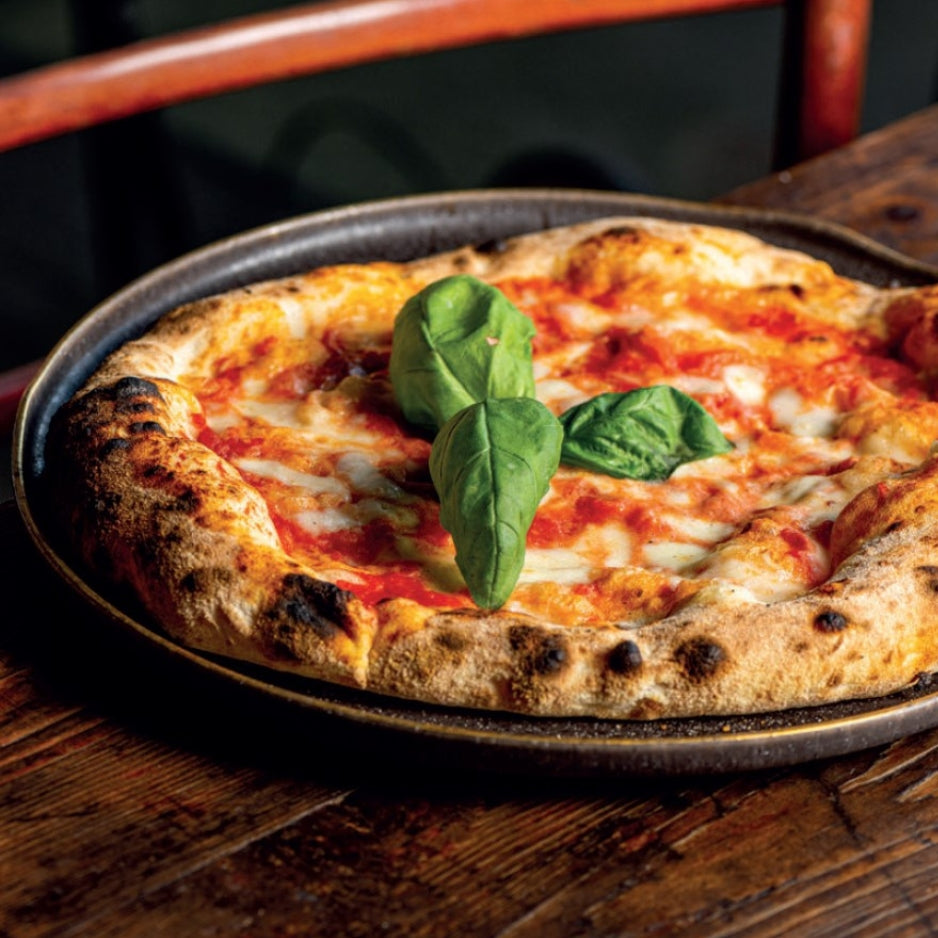 Authentic Neapolitan-style pizza made with Polselli Italian flour